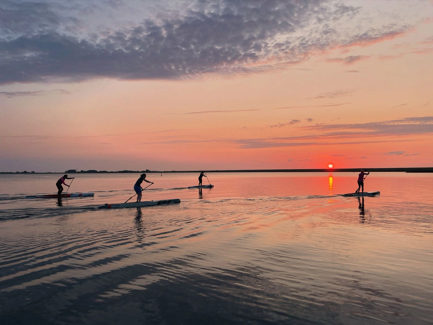 Meer-Verliebt – Chalets in Nordholland - Boot im Meer